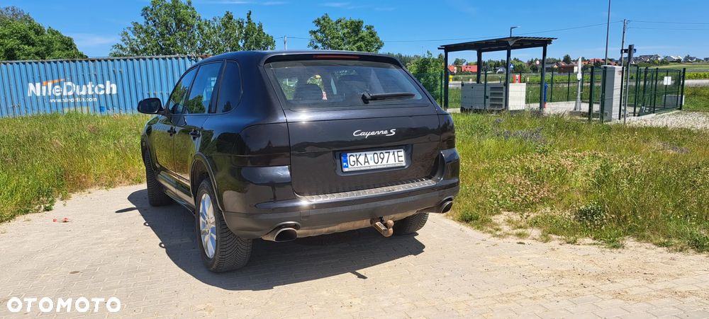 Porsche Cayenne - 5