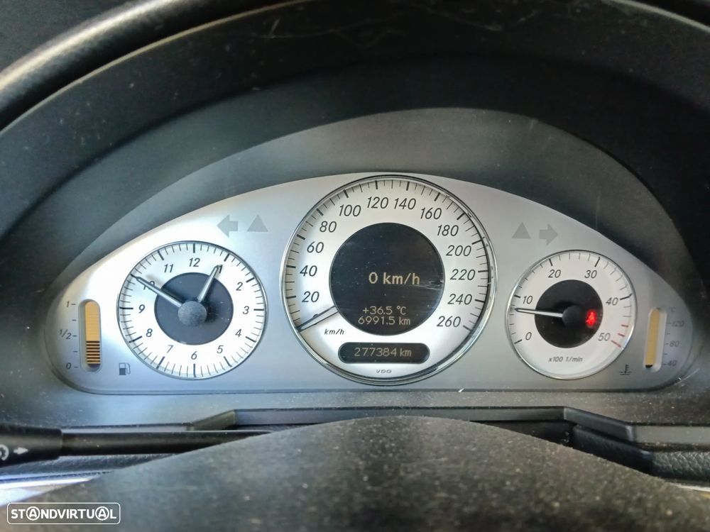 Mercedes-Benz E 220 - 13