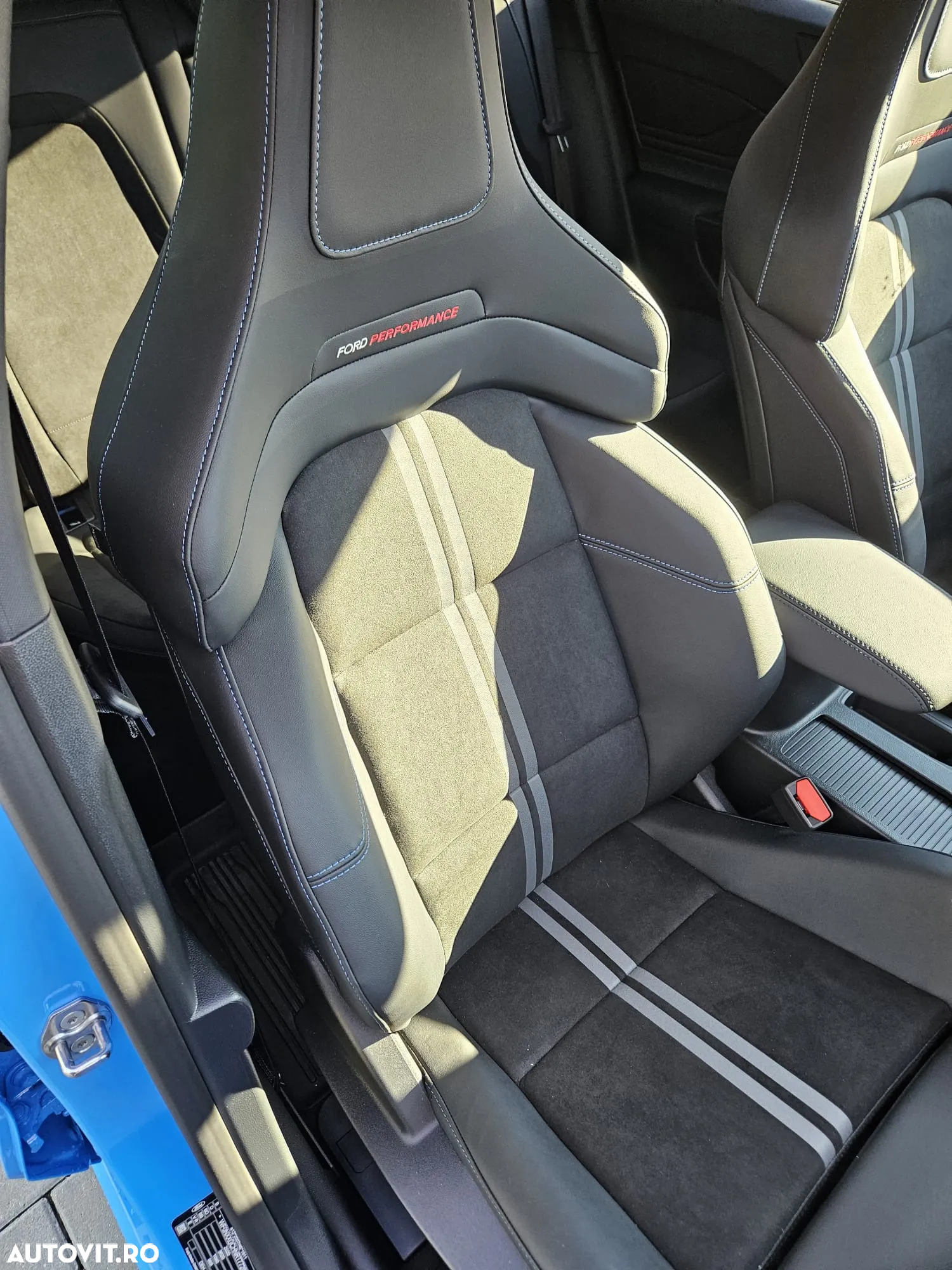 Ford Focus 2.3 Ecoboost ST X - 24