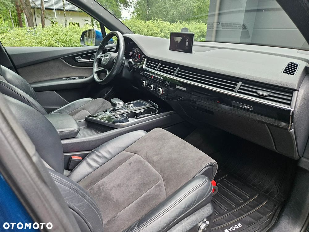 Audi Q7 50 TDI mHEV Quattro Black Edition Tiptr - 29