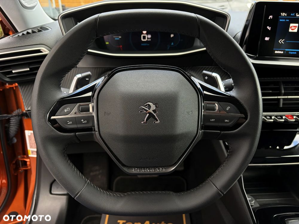 Peugeot 2008 1.2 PureTech Allure Pack S&S EAT8 - 23