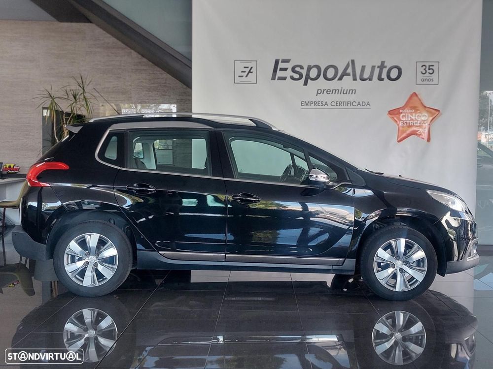 Peugeot 2008 1.2 PureTech Allure - 6