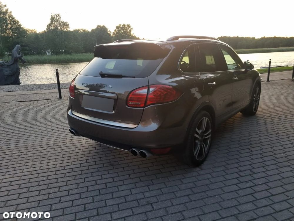 Porsche Cayenne - 34