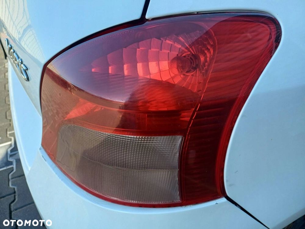 KOMPLETNY TYŁ KLAPA ZDERZAK LAMPA TYŁ TOYOTA YARIS II 068 HB 5D - 8