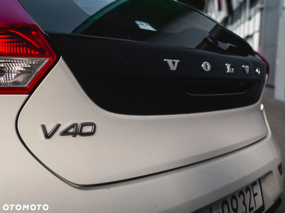Volvo V40 D3 Drive-E Inscription - 32