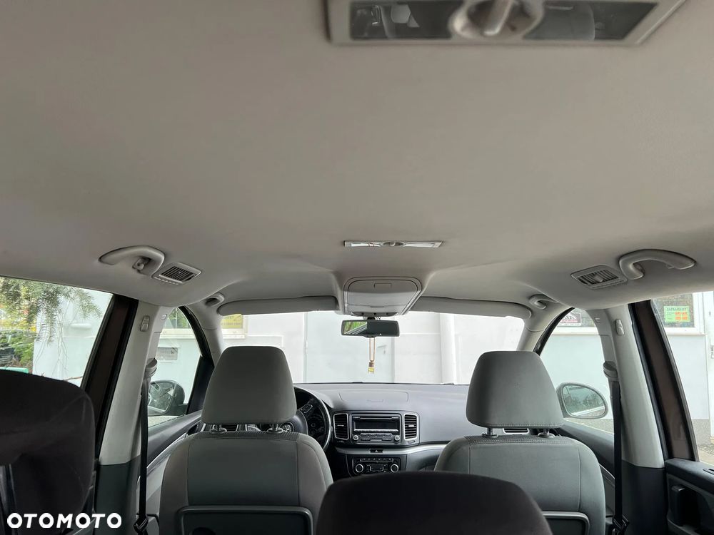 Volkswagen Sharan 2.0 TDI Comfortline - 17