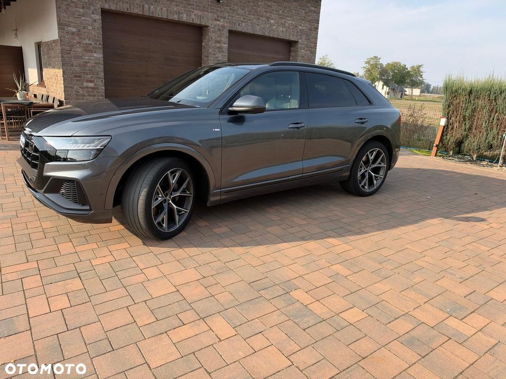 Audi Q8 - 15