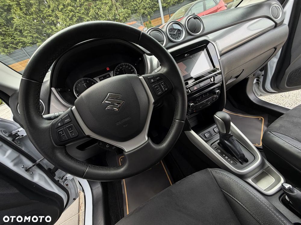 Suzuki Vitara 1.6 Premium 2WD - 31