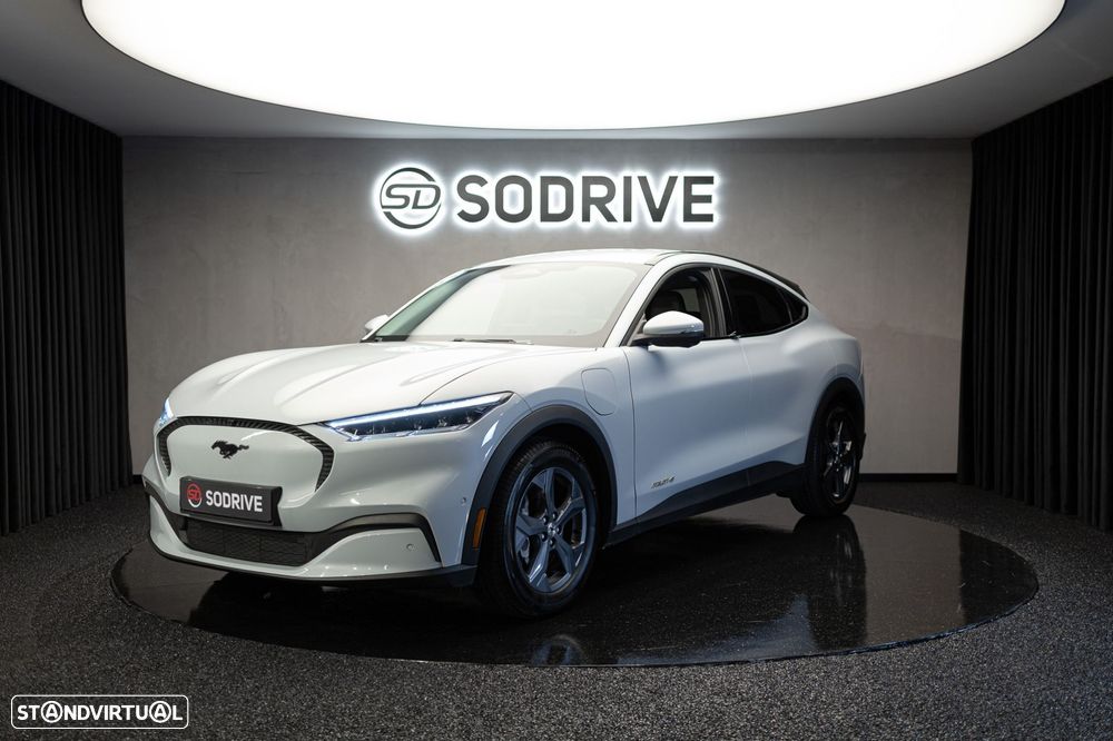 Ford Mustang Mach-E 75.7 kWh Premium AWD - 1