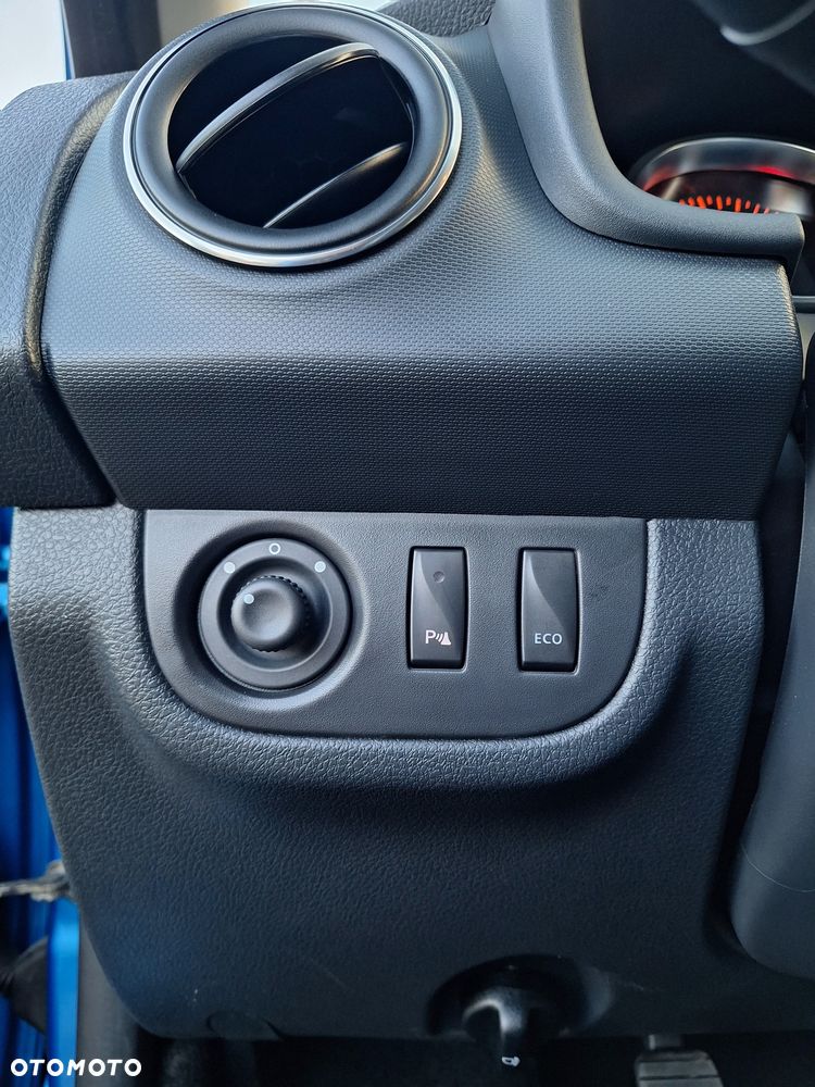 Dacia Sandero - 16