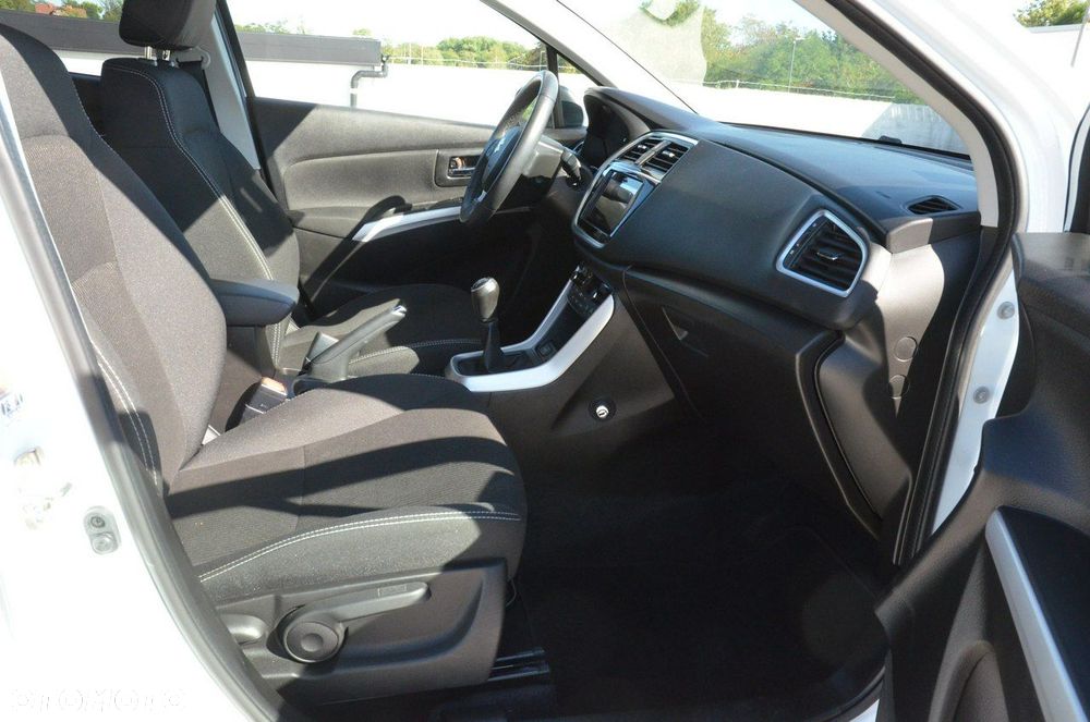 Suzuki SX4 S-Cross - 27