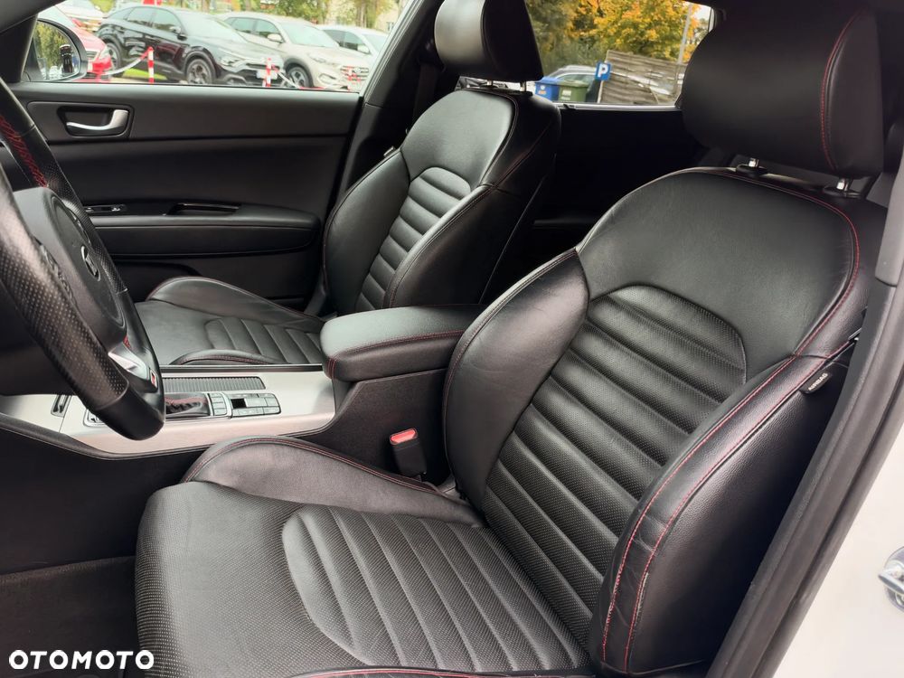 Kia Optima 1.7 CRDI GT Line DCT - 24