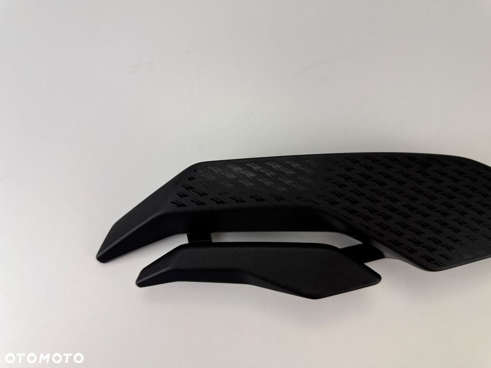 Prawa wewnętrzna osłona ramy BMW S1000RR K67 2019+ - 2