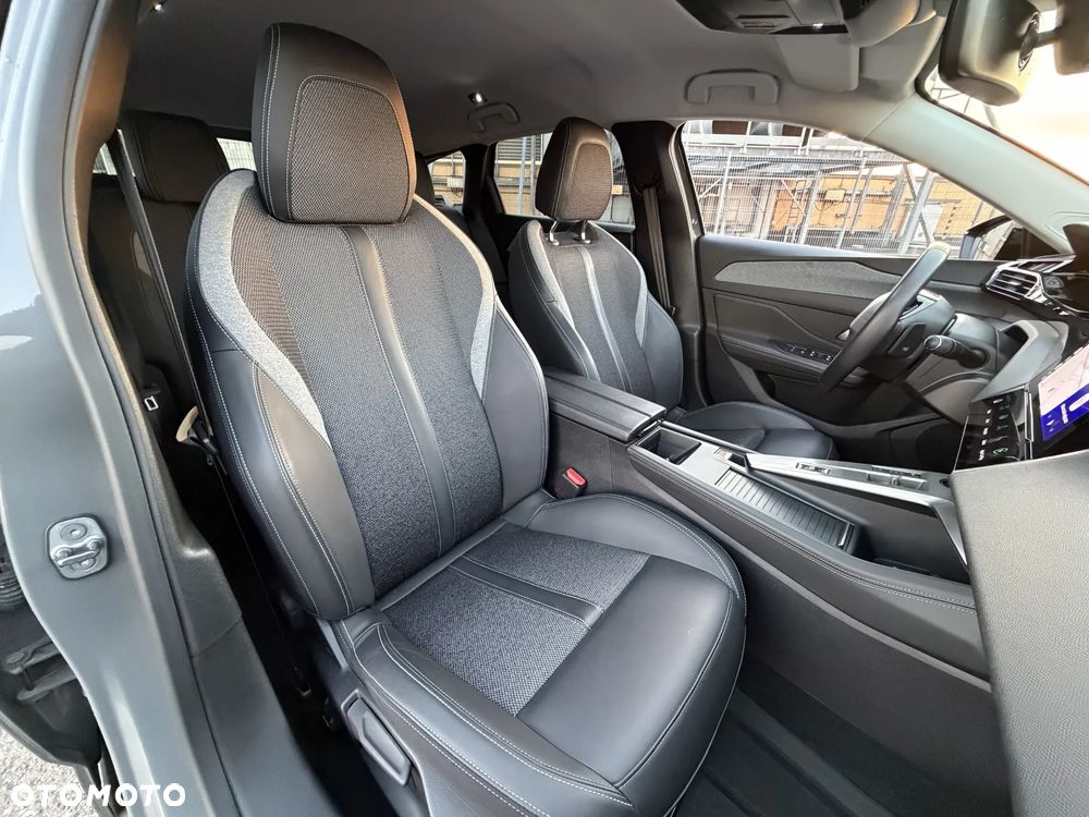 Peugeot 308 1.2 PureTech Allure Pack S&S EAT8 - 11