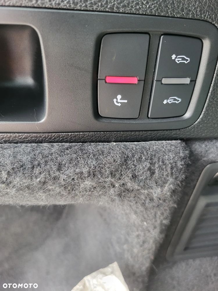 Audi Q5 55 TFSIe quattro S tronic S line - 20