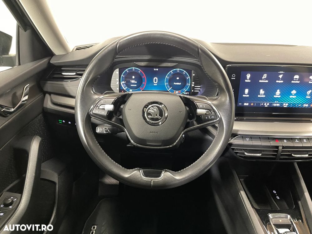 Skoda Octavia 2.0 TDI ELEGANCE DSG - 6