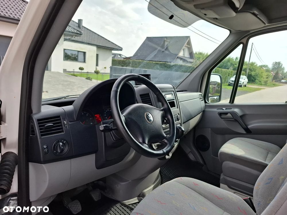 Volkswagen Crafter - 12