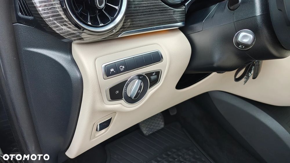 Mercedes-Benz Klasa V 250 d 4-Matic Avantgarde 9G-Tronic - 19