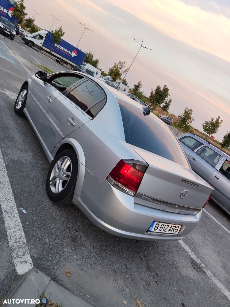 Opel Vectra 1.8i Elegance - 24