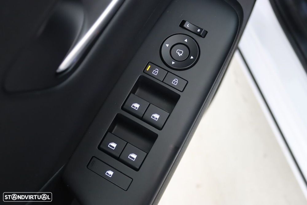 Hyundai Kauai 65.4 kWh Vanguard - 19