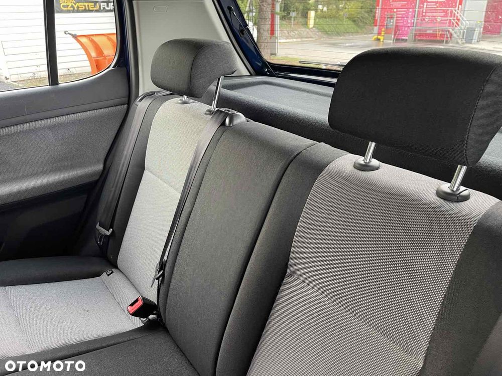 Skoda Fabia 1.2 HTP SPECIAL - 6