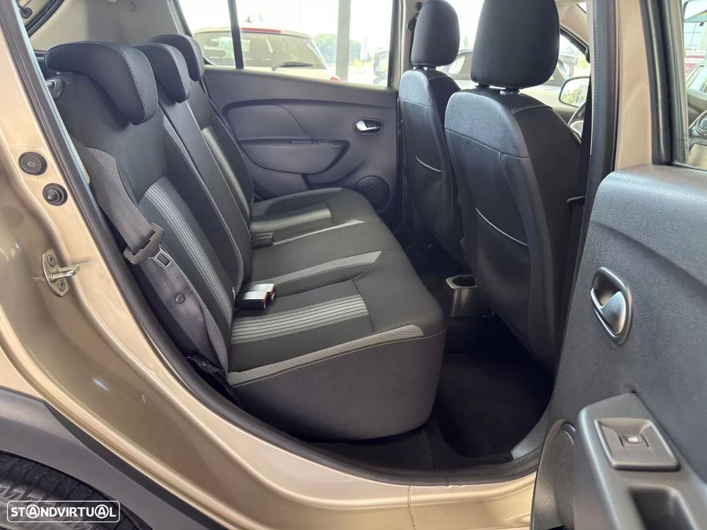 Dacia Sandero 0.9 TCe Stepway Bi-Fuel - 19