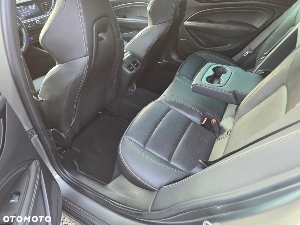 Opel Insignia 2.0 BiTurbo D 4x4 Automatik GSI - 11