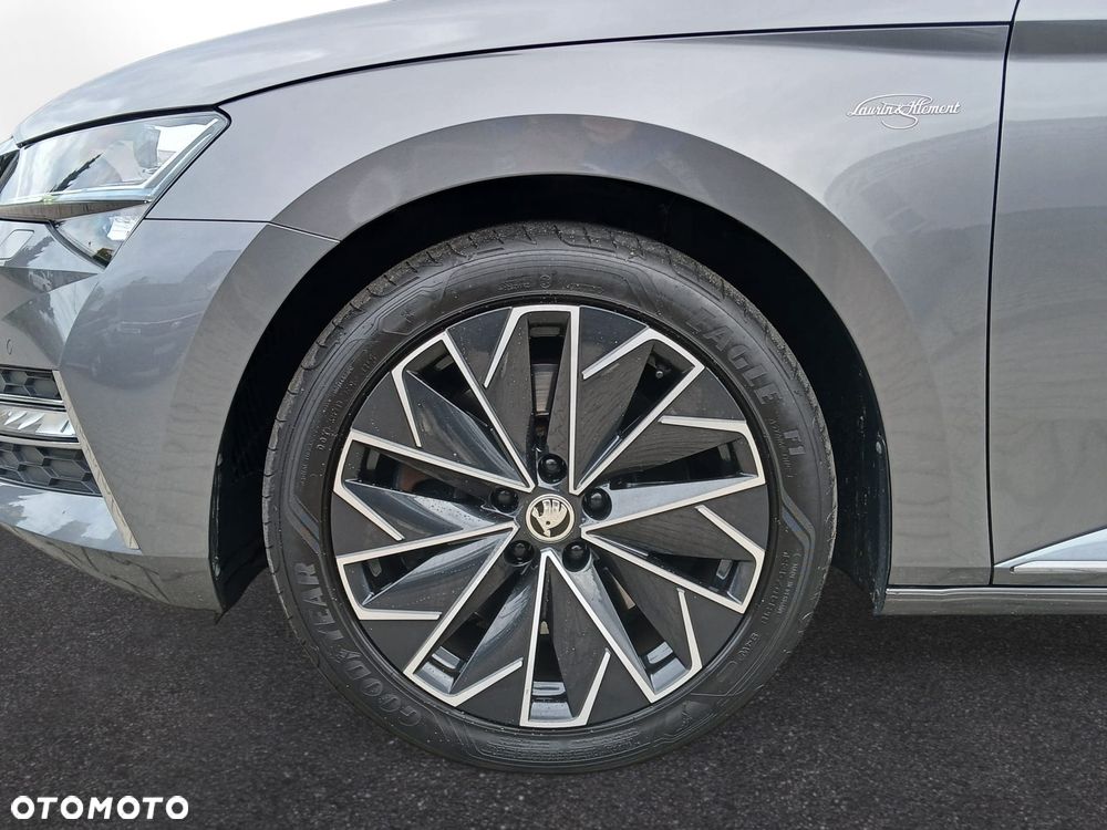 Skoda Superb 2.0 TSI 4x4 L&K DSG - 11