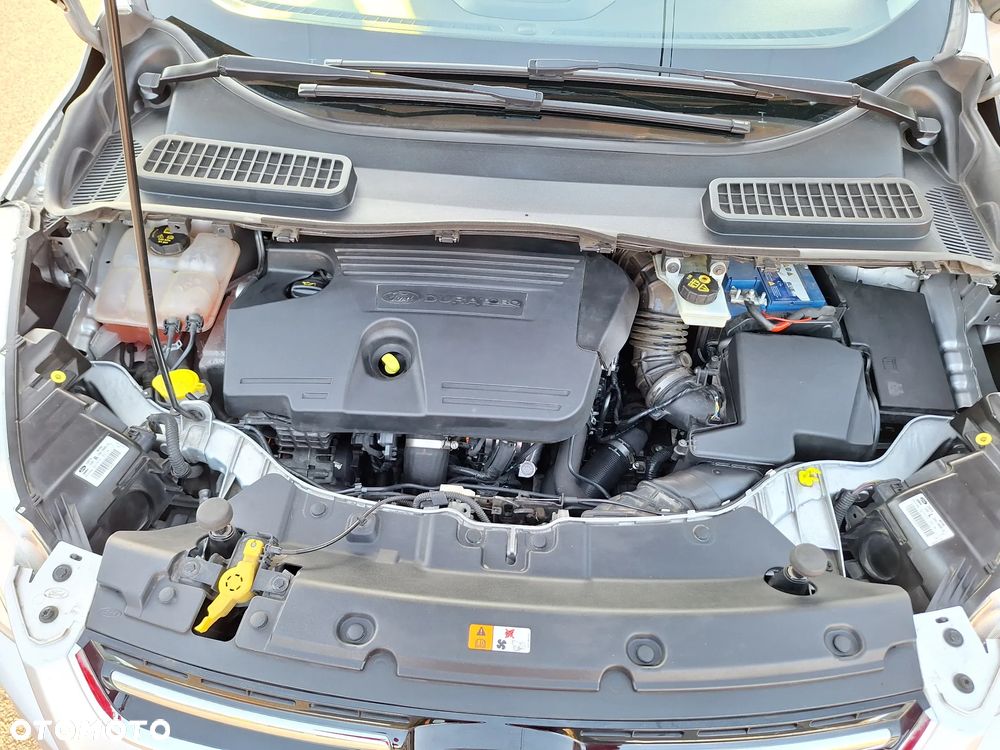 Ford Kuga 2.0 TDCi 4x4 Titanium - 32