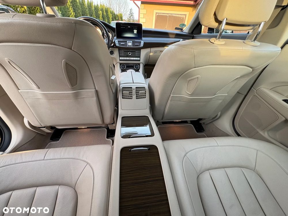 Mercedes-Benz CLS - 5