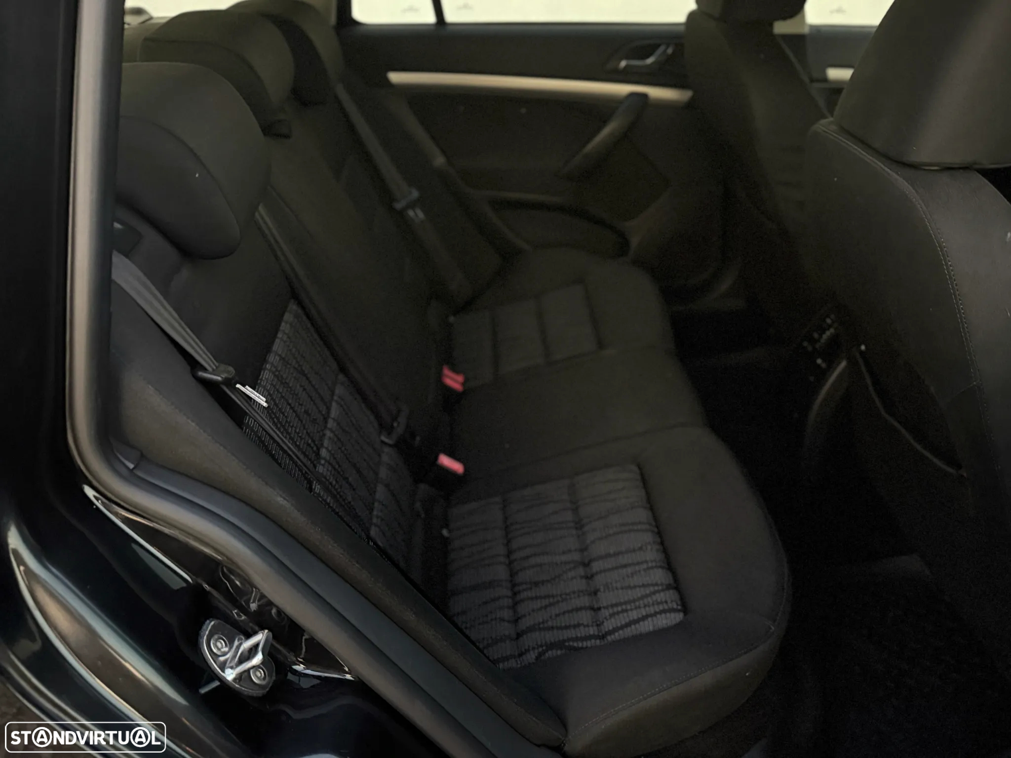 Skoda Octavia Break 1.6 TDi Ambiente - 7