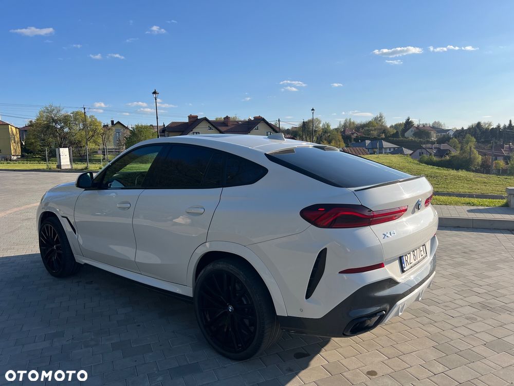 BMW X6 - 11
