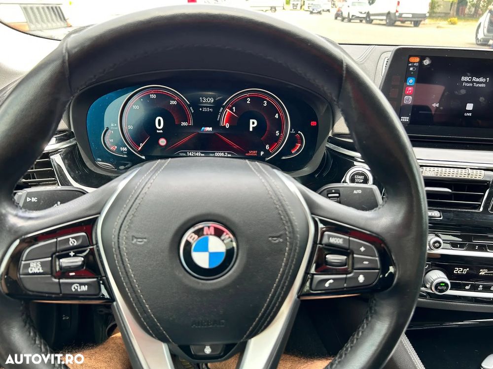 BMW Seria 5 520d AT - 10