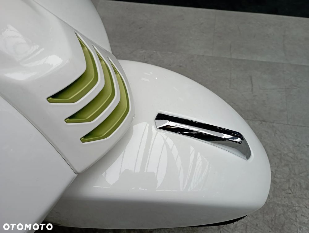 Vespa GTS - 11