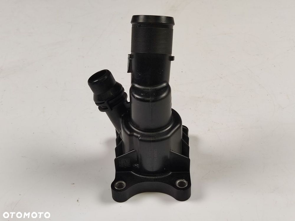 VOLVO XC40 2.0T T4 17-21r Termostat Obudowa Termostatu - 9