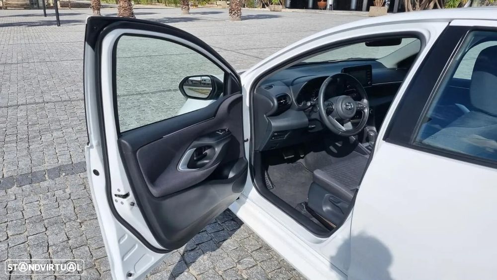 Toyota Yaris - 15