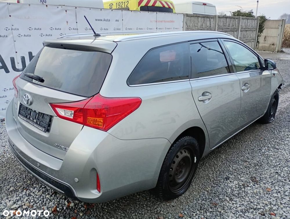 Toyota Auris 1.6 Life - 2