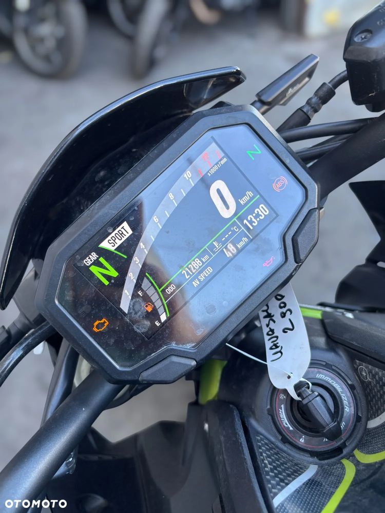 Kawasaki Z 900 - 18