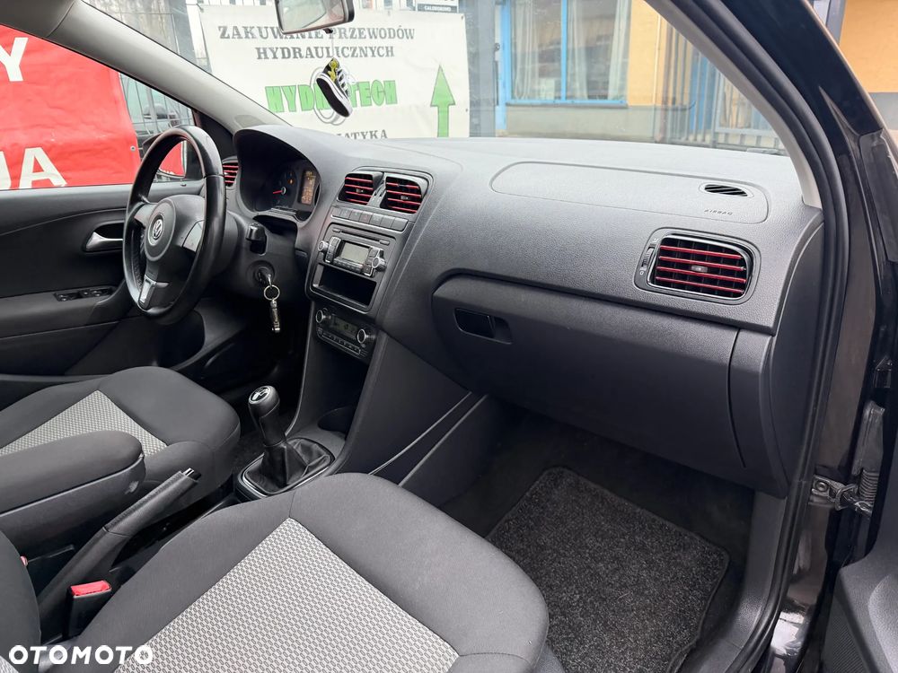 Volkswagen Polo 1.2 Comfortline - 19