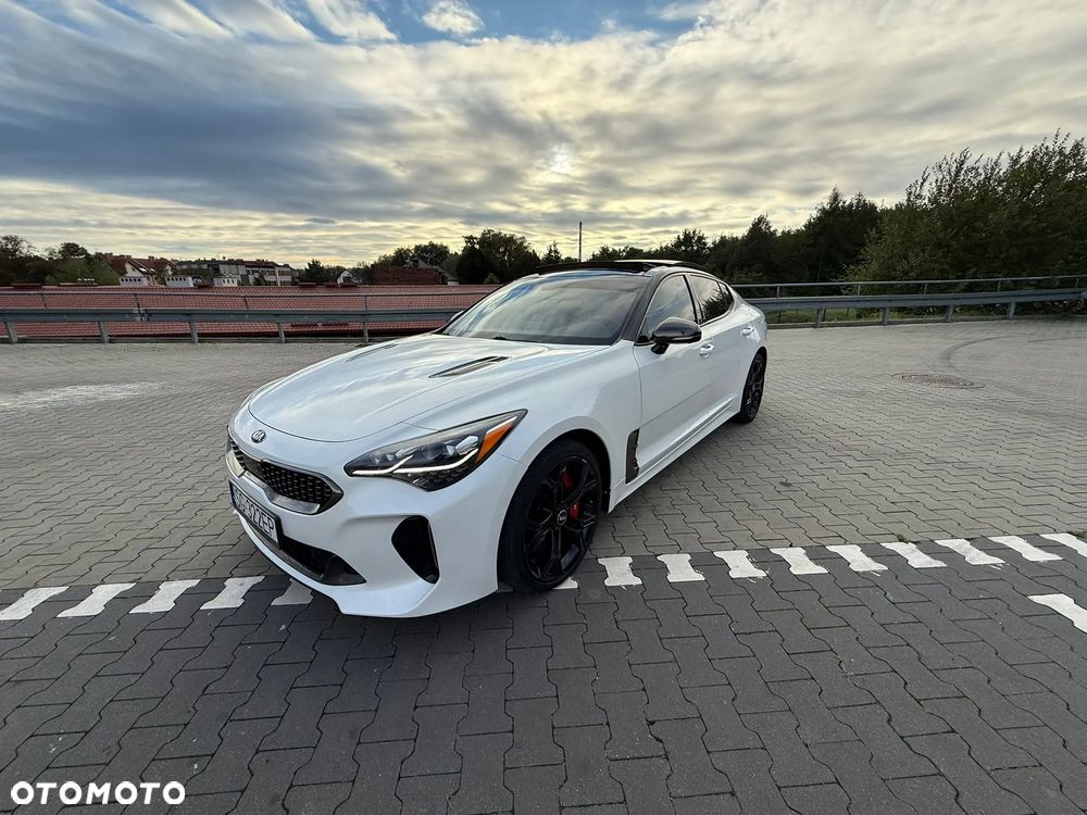Kia Stinger 3.3 T-GDI AWD GT - 12