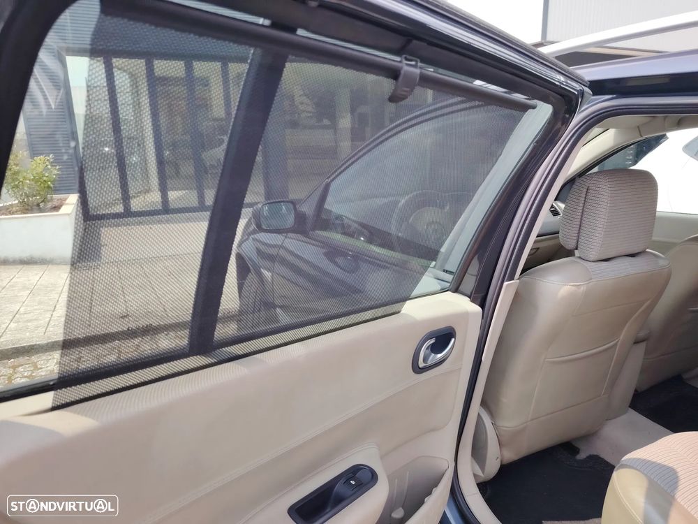 Renault Mégane Break 1.5 dCi Privilege - 4
