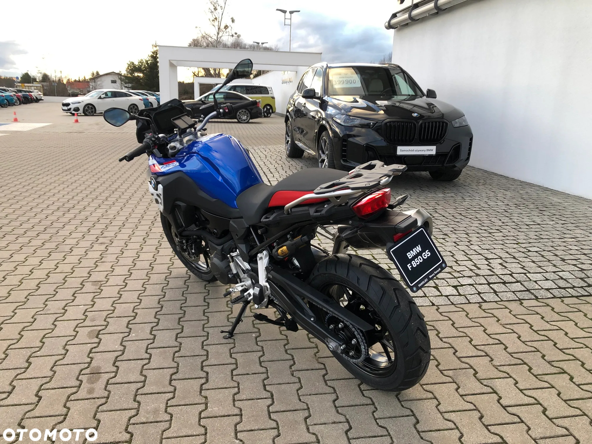 BMW F - 4