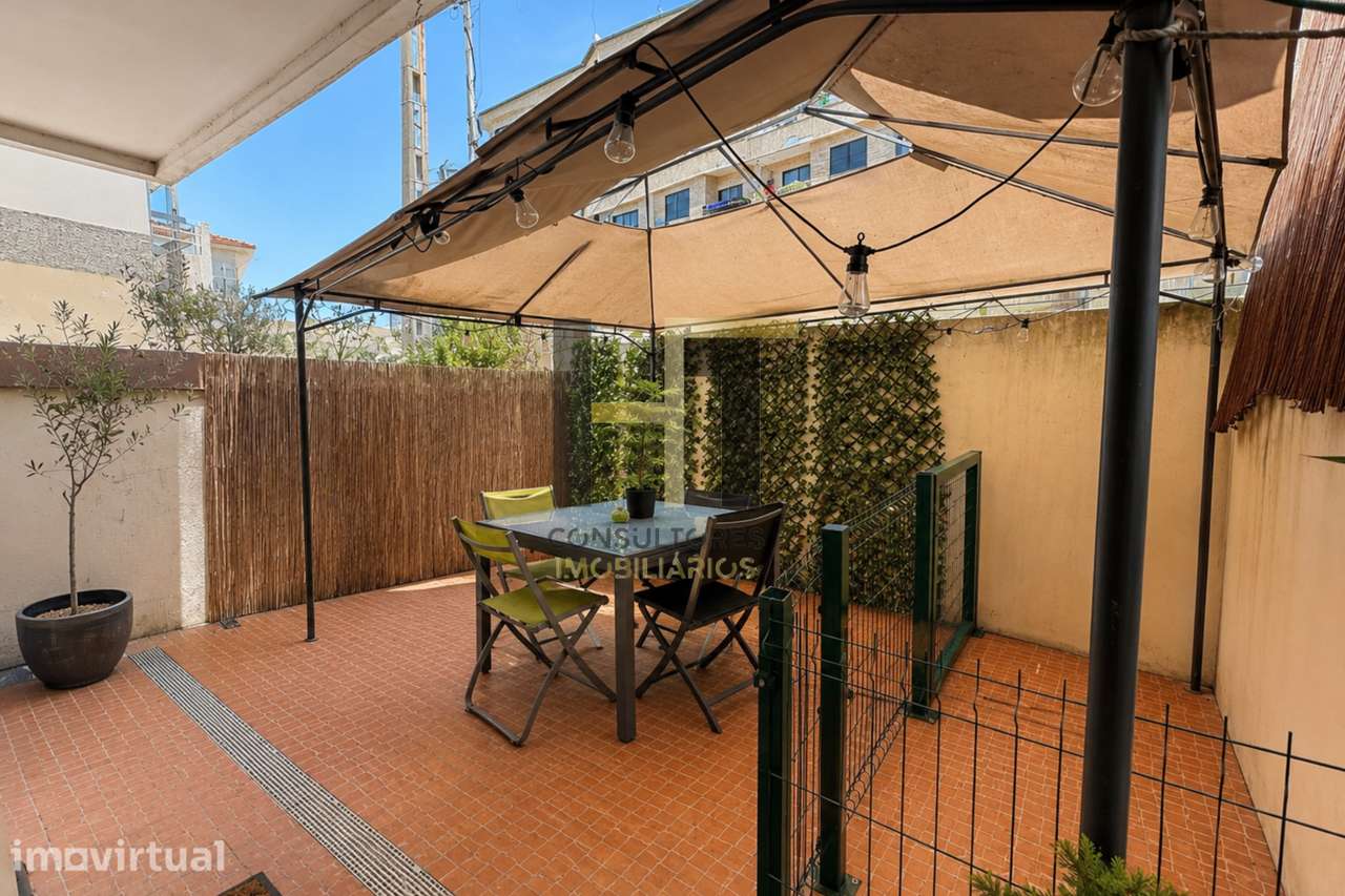 Apartamento T3 com 3 Frentes, Terraço e Garagem Fechada em Águas San - Grande imagem: 3/27