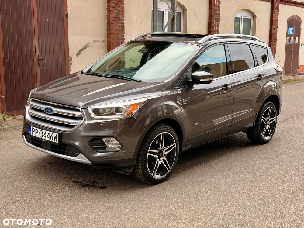 Ford Kuga 2.0 TDCi 4x4 Titanium - 2