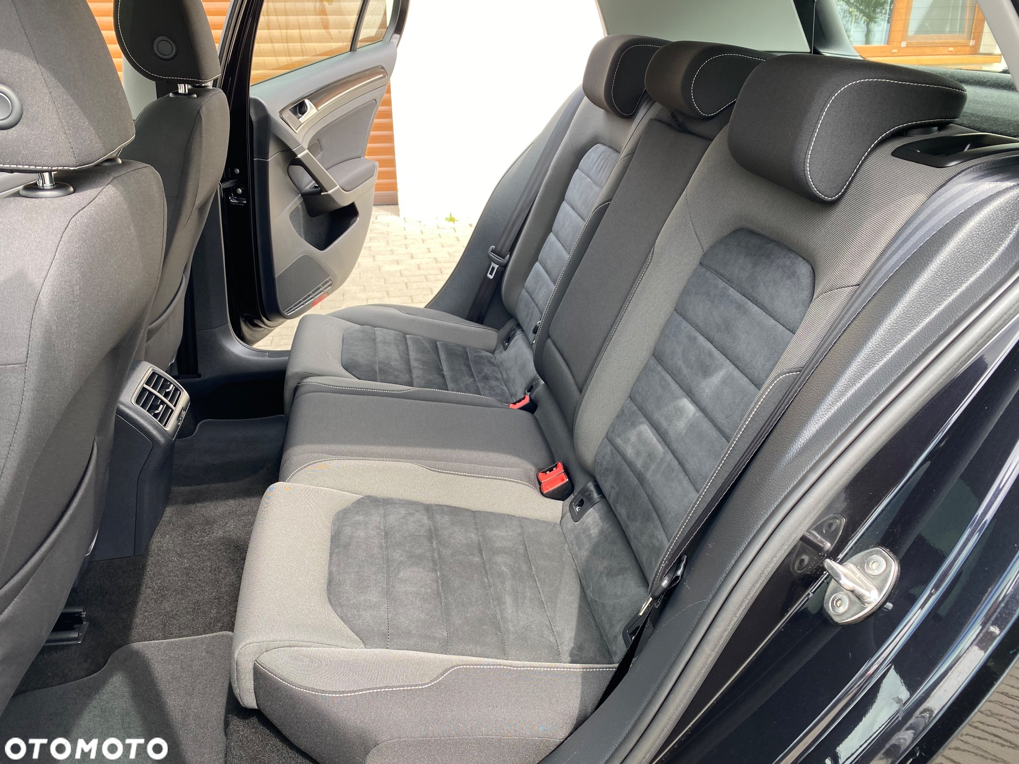 Volkswagen Golf VII 1.6 TDI BMT Highline - 23