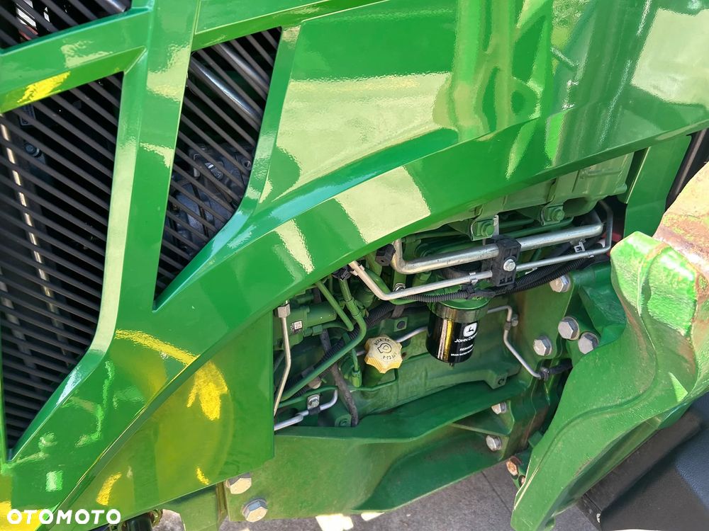 John Deere 5085M - 10