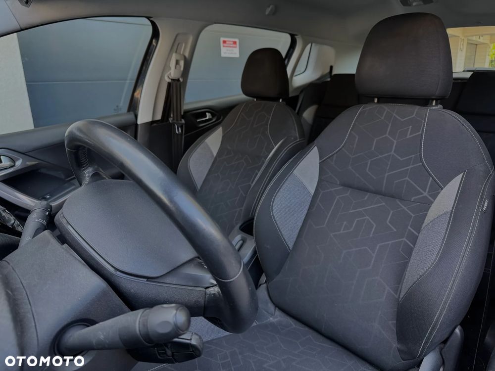 Peugeot 2008 1.2 Pure Tech Style - 6