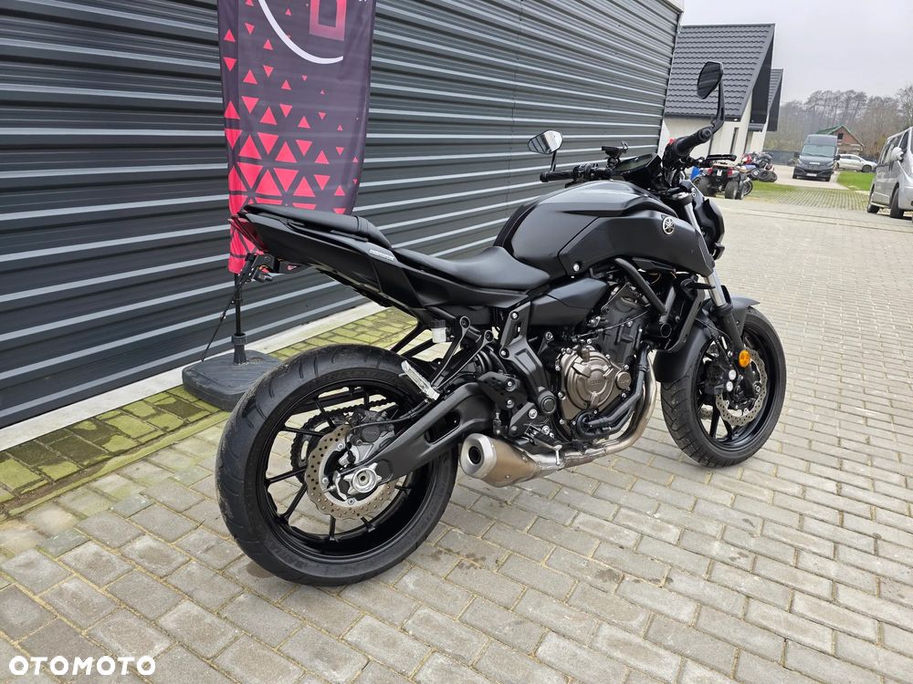 Yamaha MT - 3