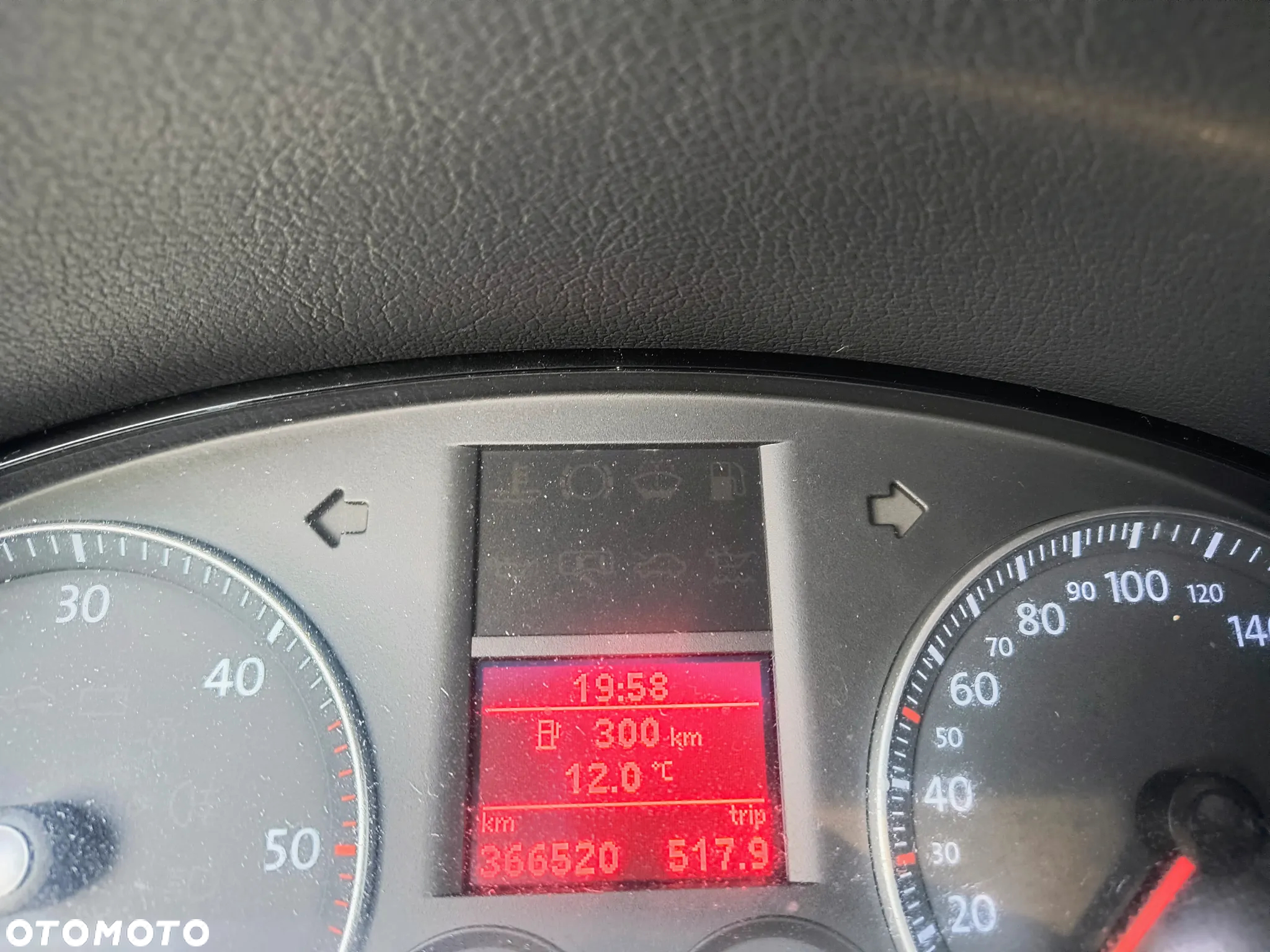 Volkswagen Touran - 13