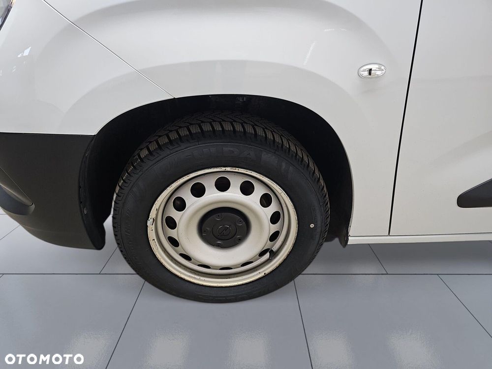 Opel Combo 1.5 DT Enjoy 102KM - 31